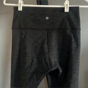 Lululemon Leggings size 8 Wunder Under